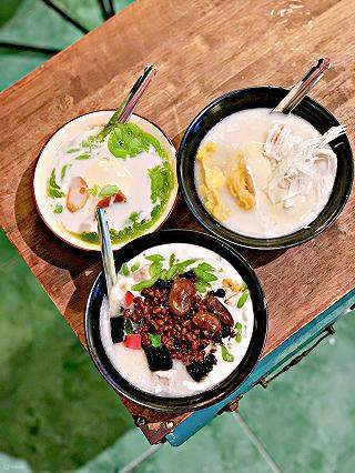 Десерт со сладким супом